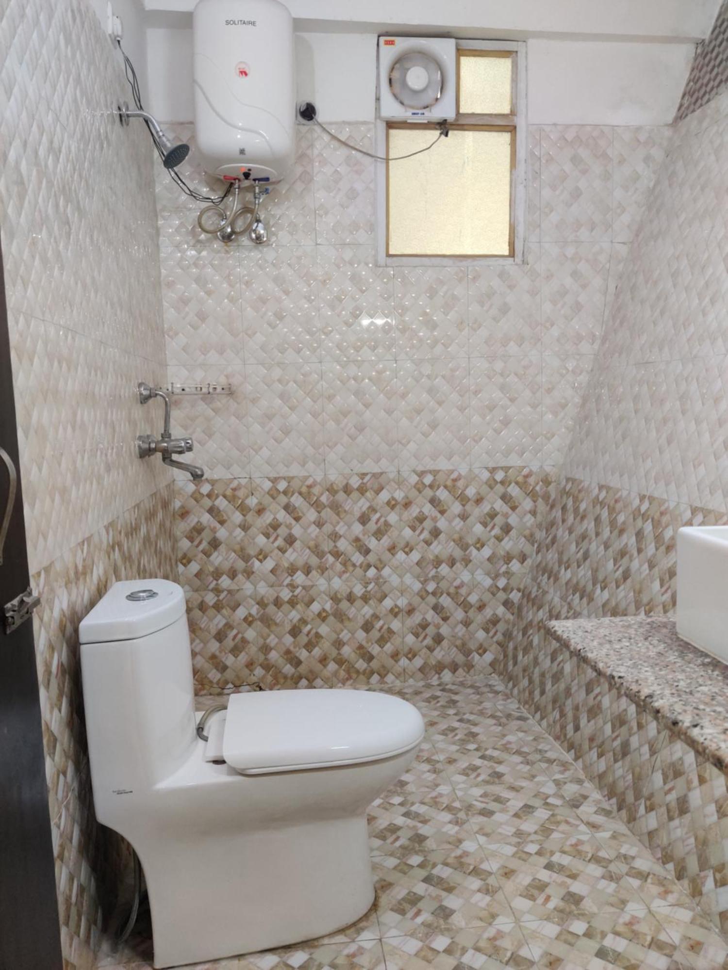 Hotel Kunwar Residencia Rishīkesh Habitación foto